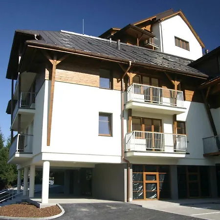 Apartmína *